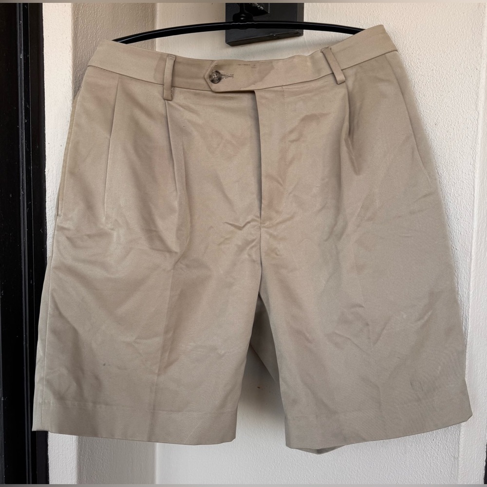 Daniel Cremieux Signature Collection Mens Shorts Tan Chino Pleated Pockets 36